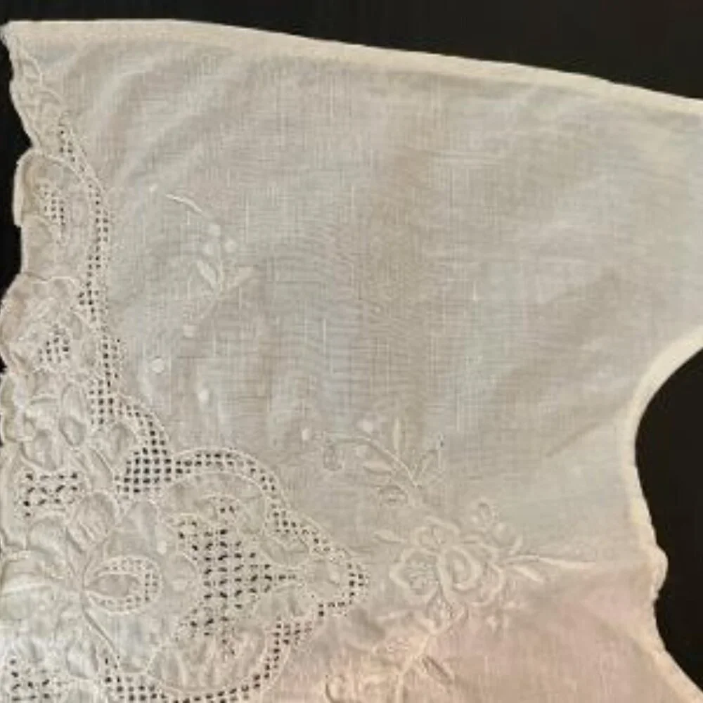 Vintage Embroidered Baby/Toddler Decorative Collar/Bib